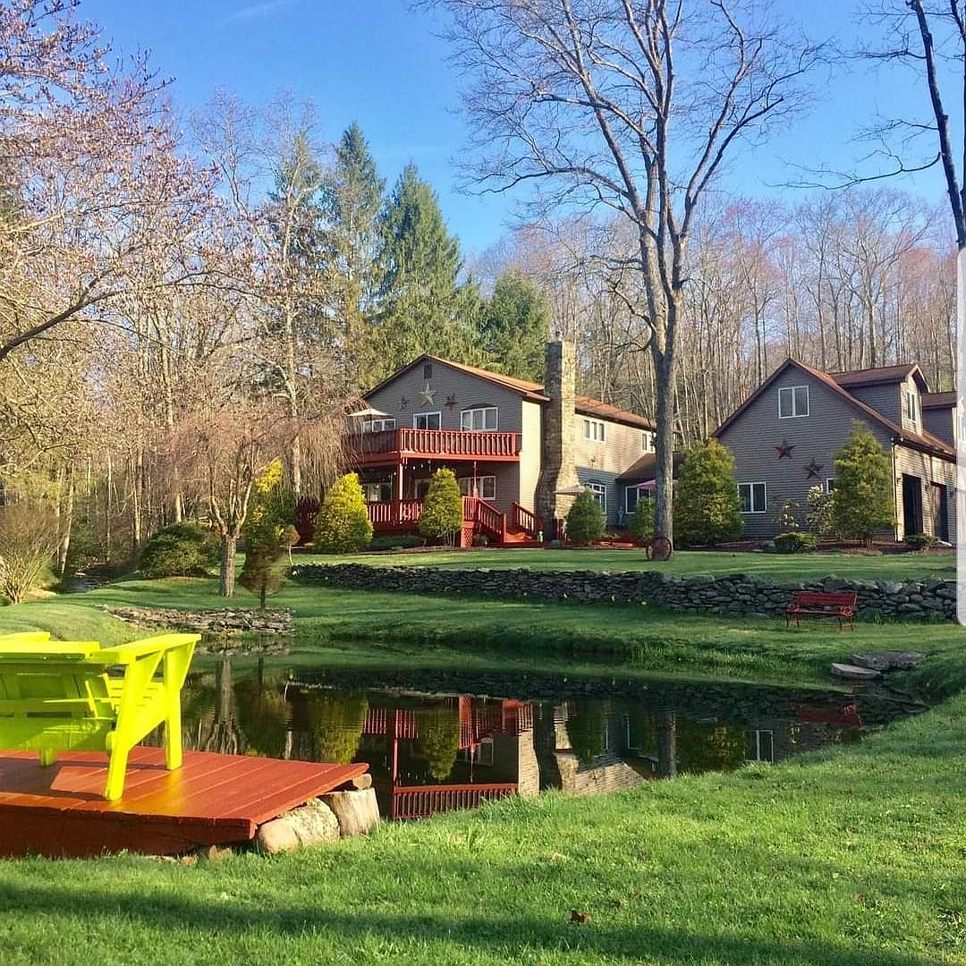 1379 Sullivan Trl 2, Scotrun, PA 18355 Zillow