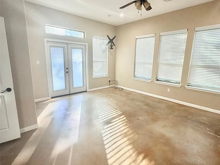 110 Pele Ct — Photo 11