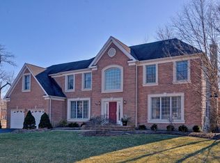 10 Deanna's Way, Tinton Falls, NJ 07724