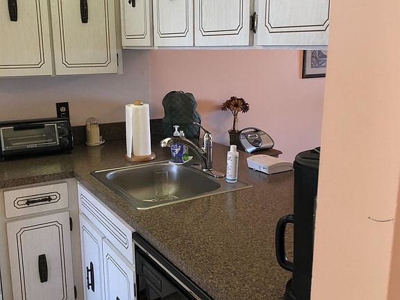 5th image of 1005 Knox McRae Dr #114