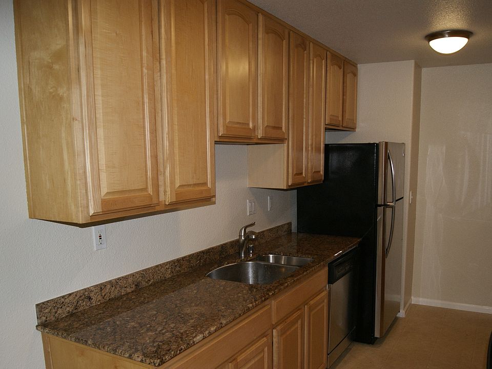 1st image of 185 Sierra Dr APT 217
