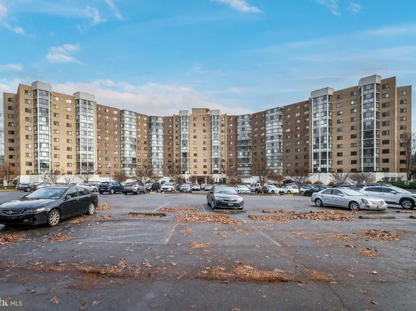 15100 Interlachen #Apt 4-521, Silver Spring, MD 20906