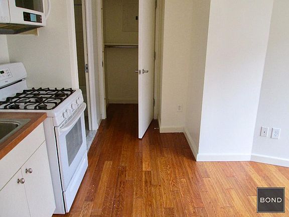 3rd image of 117 Hamilton Pl APT 5A