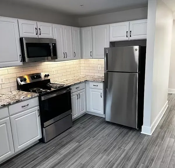 19500 Village Walk Dr #202 — Photo 1