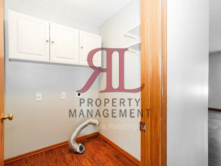 274 Westedge Ct — Photo 17