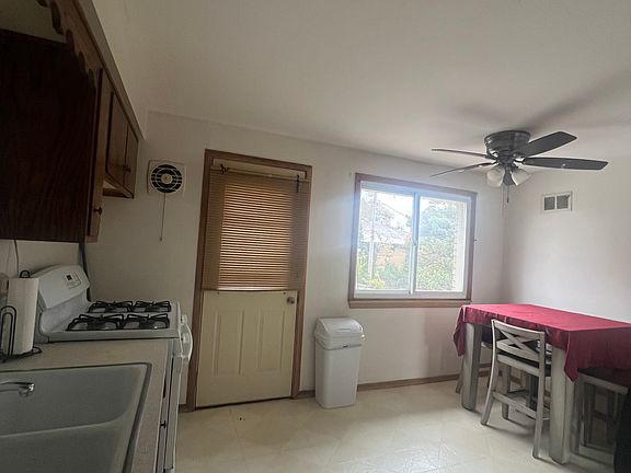 3rd image of 1324 W Holmes Ave APT 4