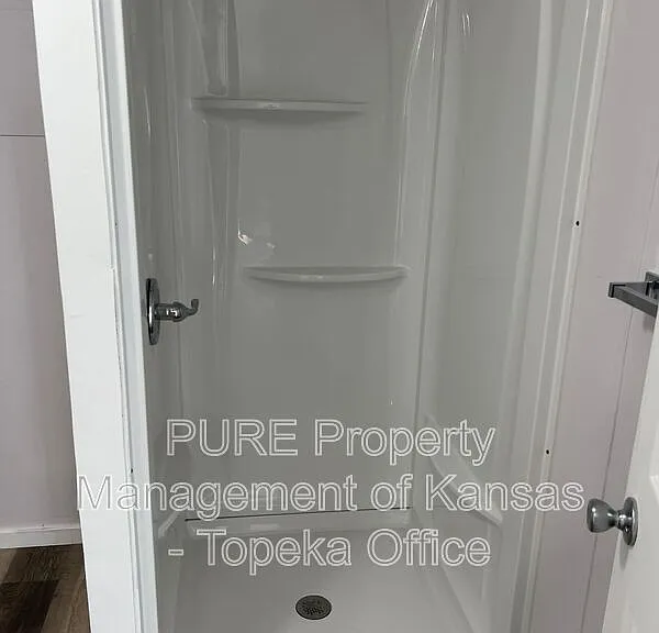 1208 Oak St #4 — Photo 10