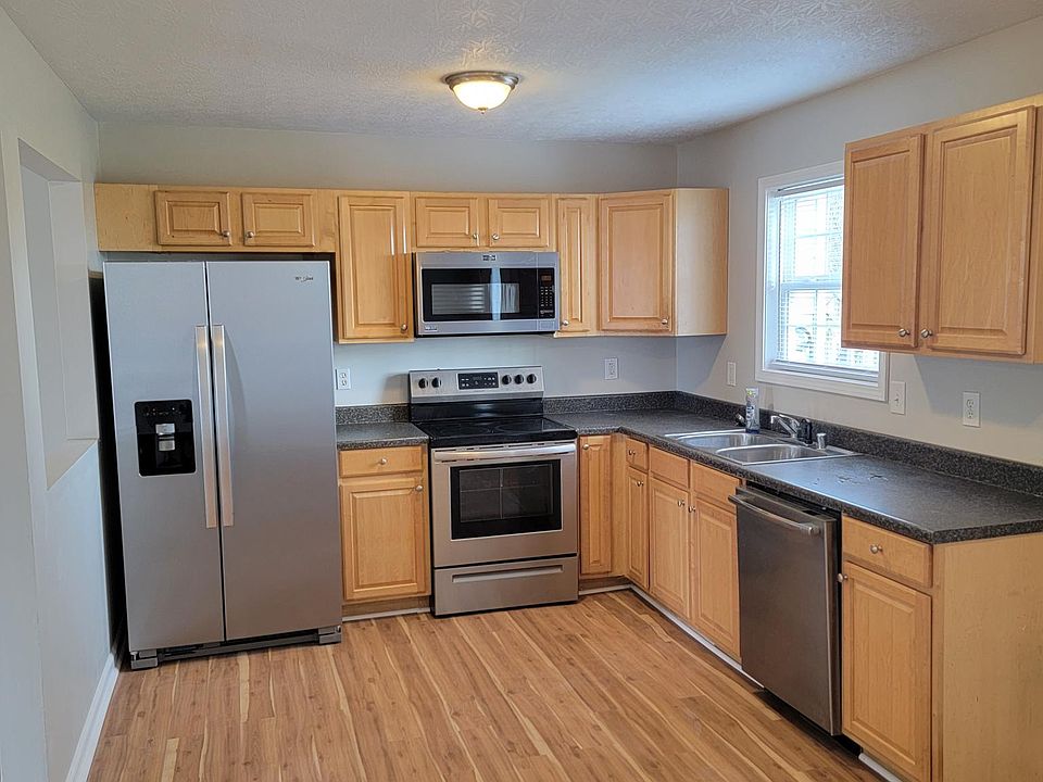1st image of 126 Florence Ct