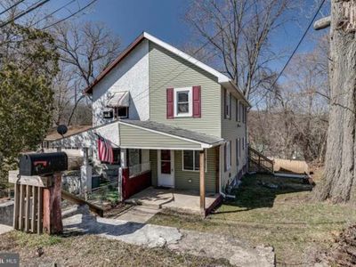 2 Hilltop Rd, Media, PA, 19063