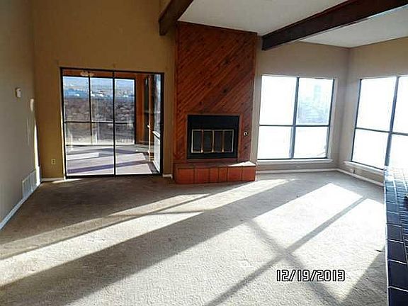 3rd image of 5858 Oleaster Dr