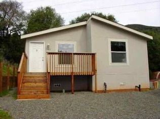 3082 Gardner Rd, Nice, CA 95464