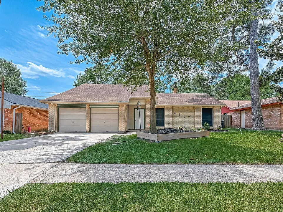 3527 Acorn Springs Ln