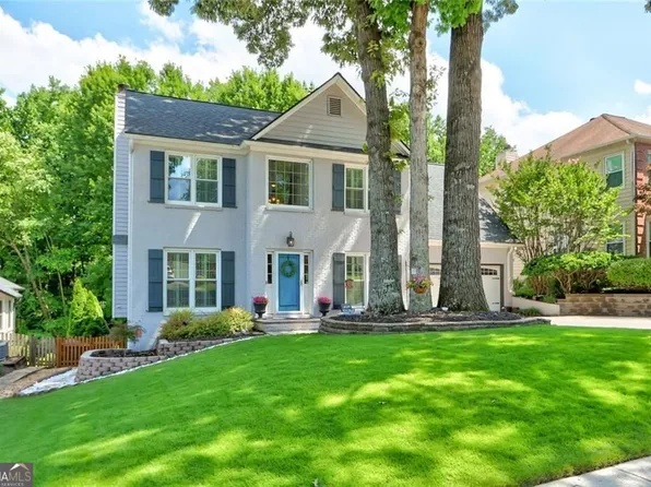 10680 Pinewalk Forest Cir, Alpharetta, GA 30022