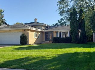 106 Pipers Dr, Bartlett, IL 60103