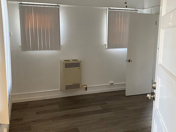 Entrance to Apartment/Living Room