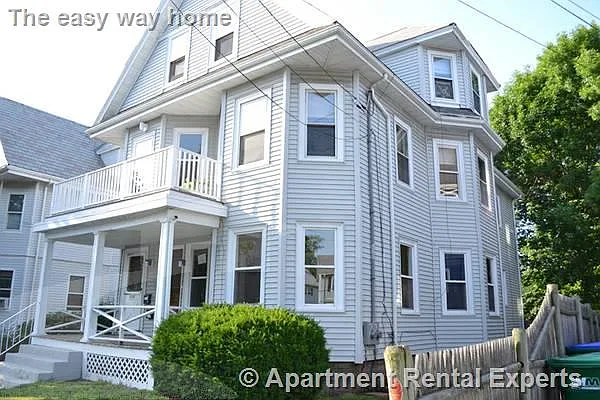 132 Auburn St #1