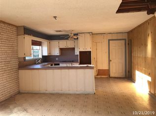 703 N Erath, Meridian, TX 76665