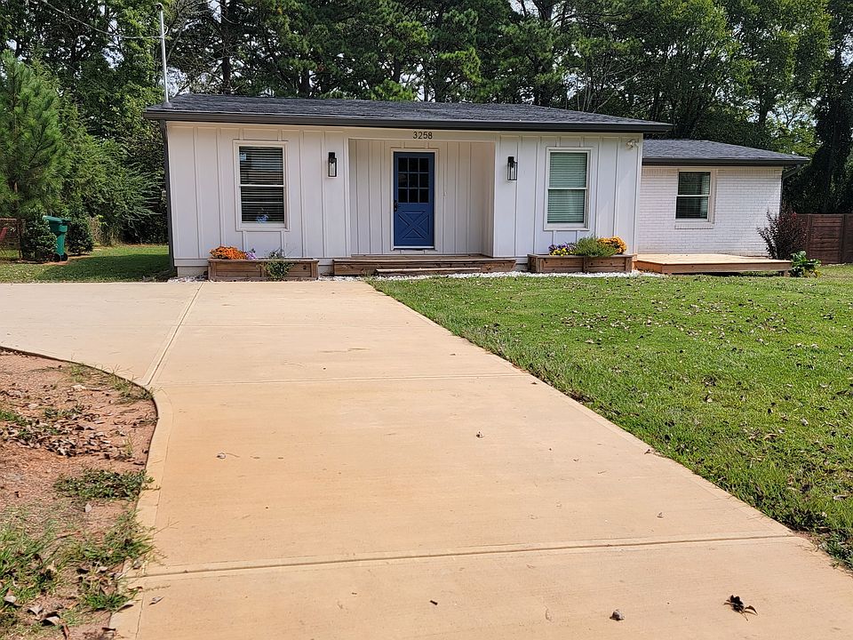 1st image of 3258 Highland Dr SE