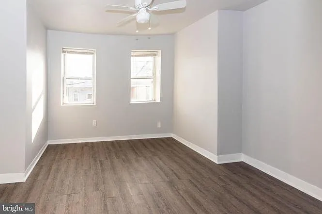 527 S Lehigh St — Photo 16
