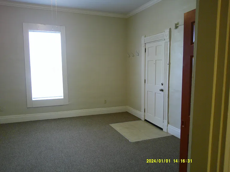 First livingroom/office