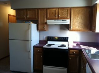 10268 Cleveland Rd #B, Creston, OH 44217