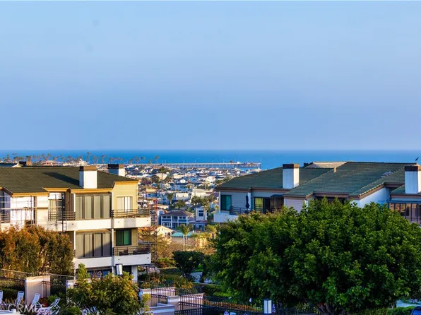 240 Nice Ln APT 208, Newport Beach, CA 92663
