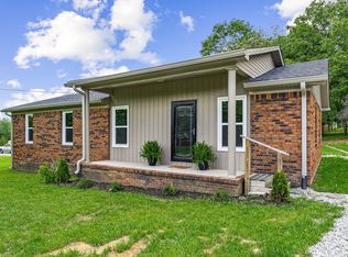 352 Hidden Valley Cir, McMinnville, TN 37110