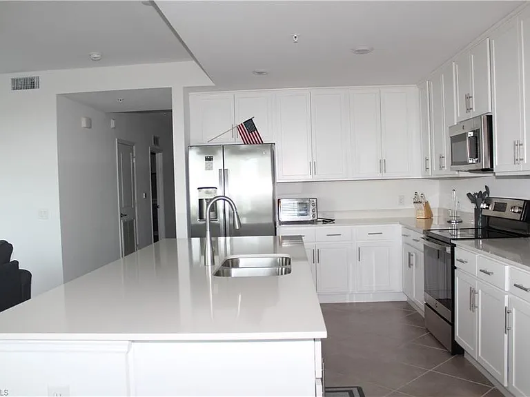 14121 Heritage Landing Blvd #737 — Photo 4