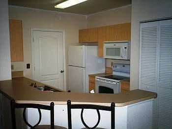 3rd image of 116 SW Peacock Blvd APT 205