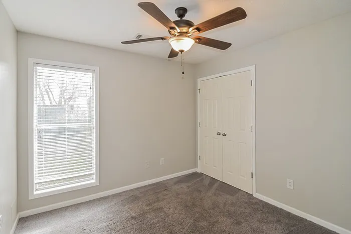 213 Hummingbird Dr — Photo 8
