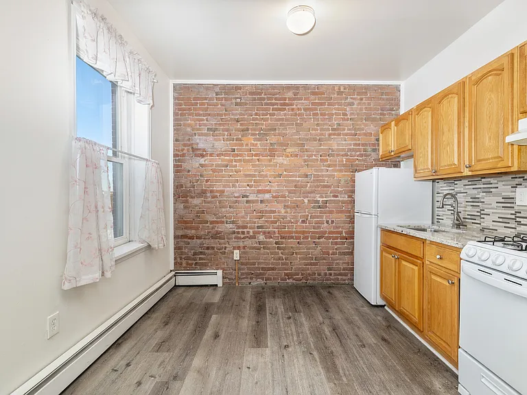 43 Fulton St #2A — Photo 7