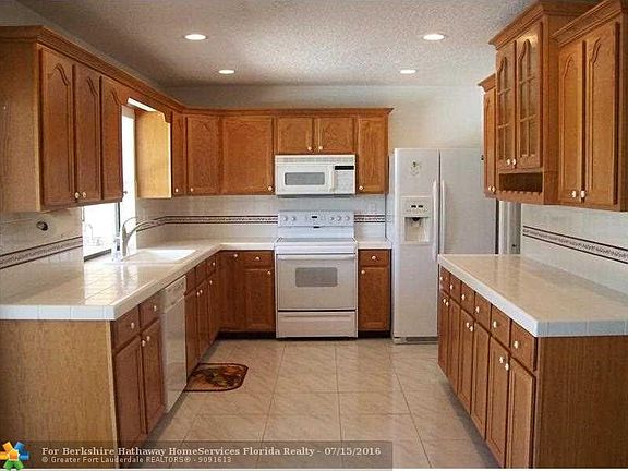2nd image of 11114 NW 5th Mnr