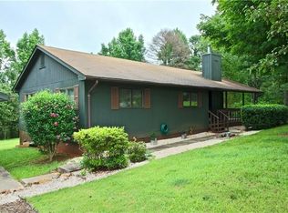 291 Cherokee Dr, Fair Play, SC 29643