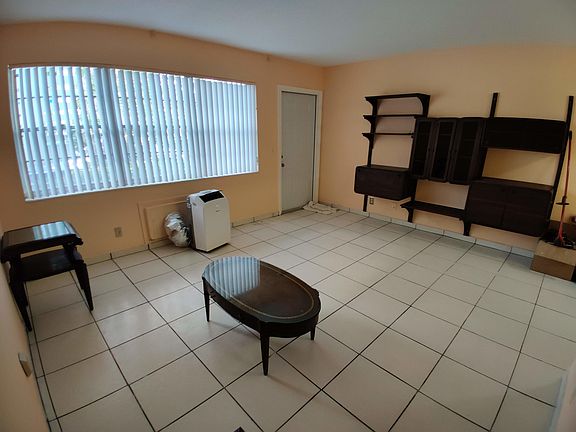 2nd image of 28 Windsor Dr #B