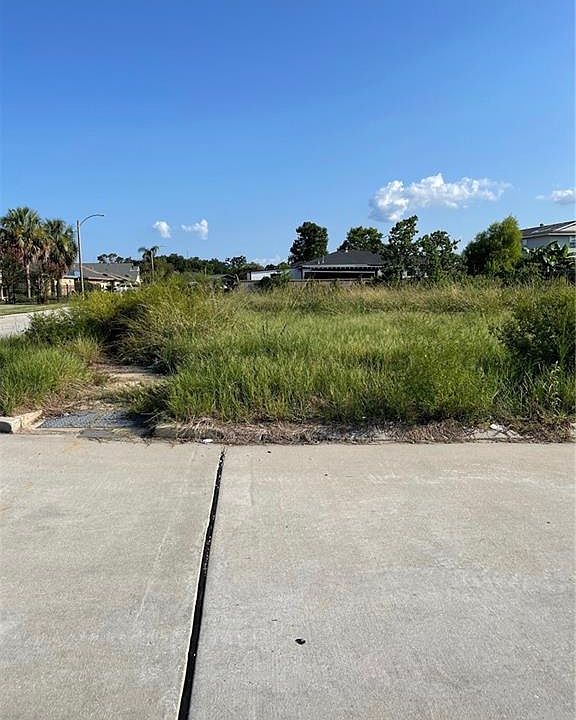 1st image of 13000 Chateau Ct