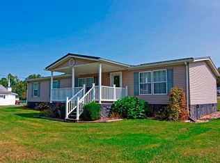 2078 Coalfield Trl, Charmco, WV