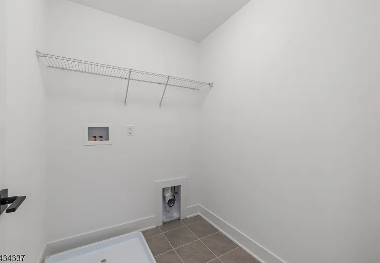 45 Swenson St — Photo 38