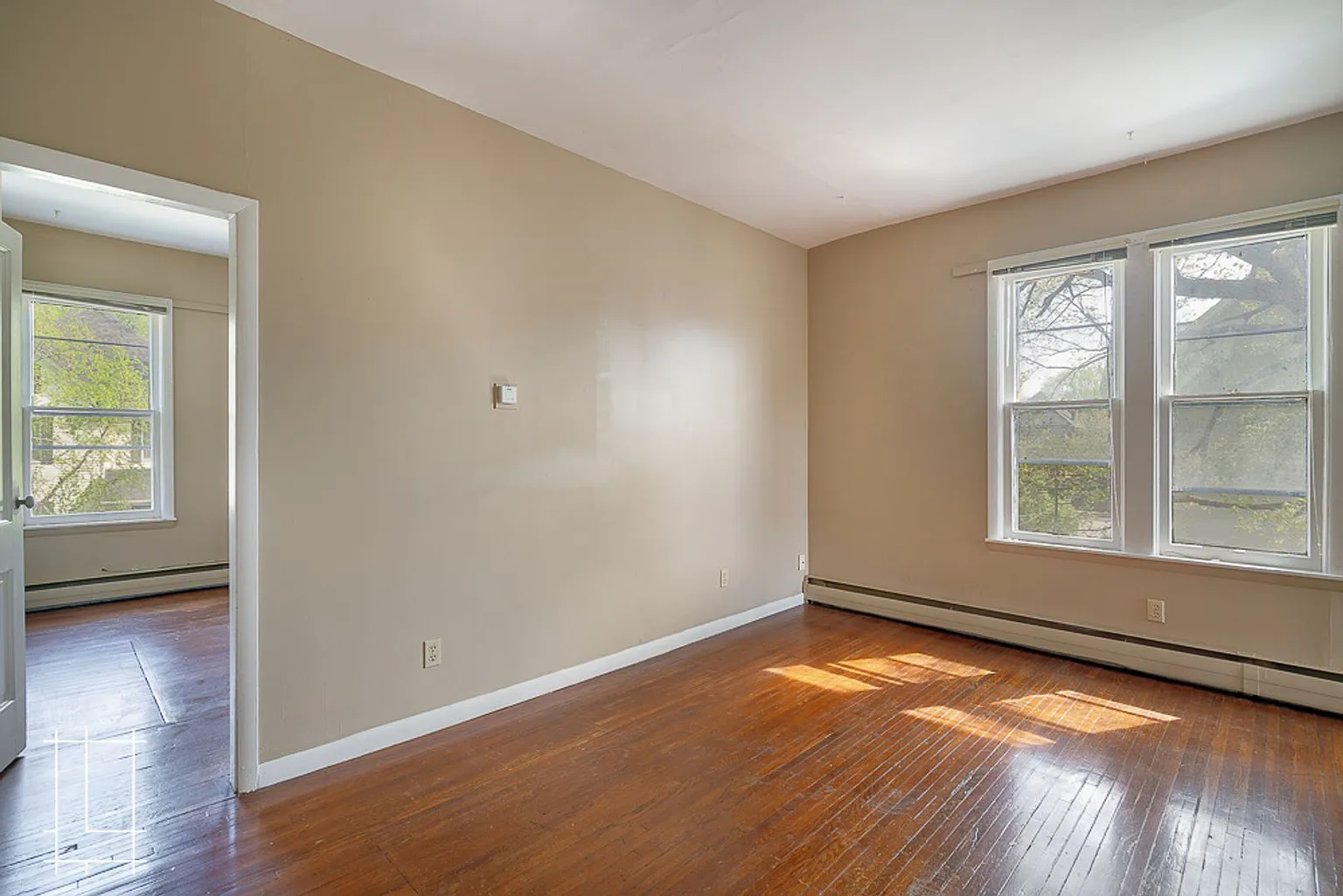 297-301 W 6th Ave #B photo 1