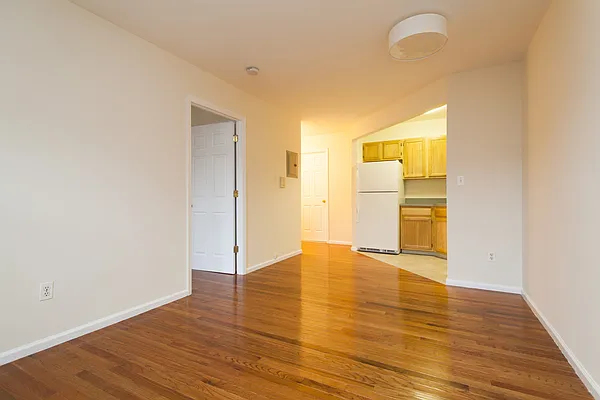 Rented by SubHut Realty USA, Inc. | media 12