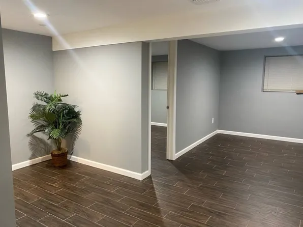 (undisclosed Address), Copiague, NY 11726