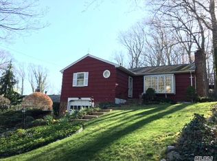 19 Mountain Ave, Bayville, NY 11709