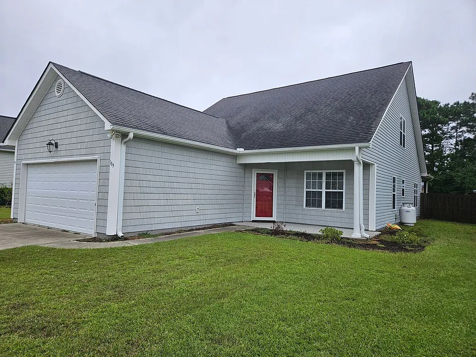 109 Penquin Pl