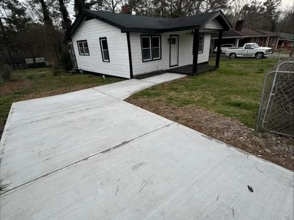 9179 Puckett St SW, Covington, GA 30014