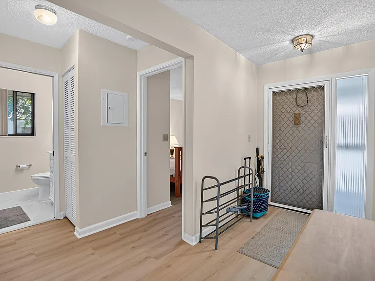 65 Pelican Pointe Dr #2030 — Photo 19