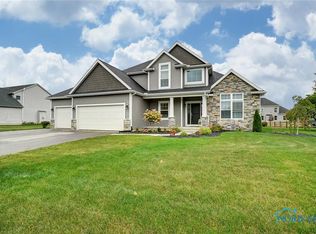 2974 Stonegate Dr, Maumee, OH 43537