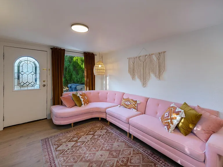 4708 W Franklin Rd — Photo 4
