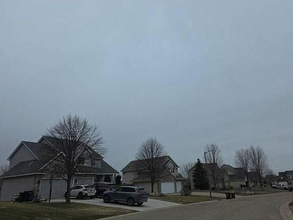 4th image of 513 Saxon Dr