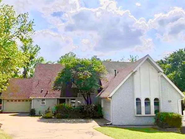 3908 E 60th Pl, Tulsa, OK 74135