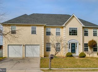 107 Quiet Rd, Sicklerville, NJ 08081