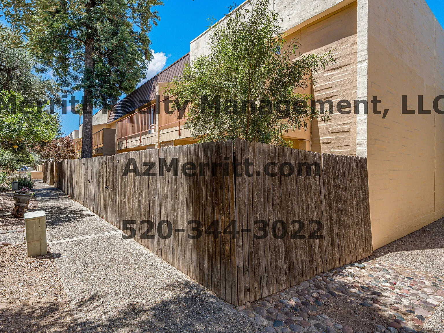 1337 E Fort Lowell Rd — Photo 2